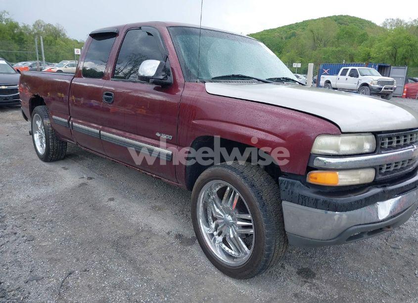 2002 Chevrolet Silverado 1500 LS (VIN 2GCEK19T921267583) main photo