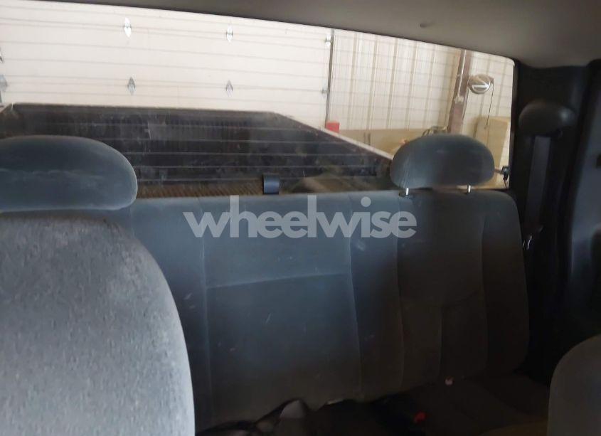 Photo 8 of 2003 Chevrolet Silverado 1500 LS (VIN 2GCEK19T931172846)