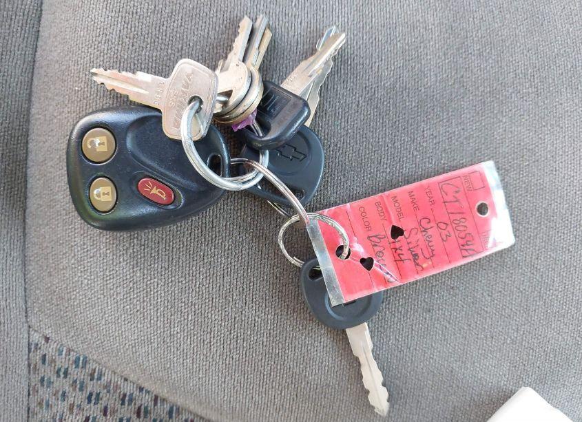 Photo 11 of 2003 Chevrolet Silverado 1500 LS (VIN 2GCEK19T931178856)