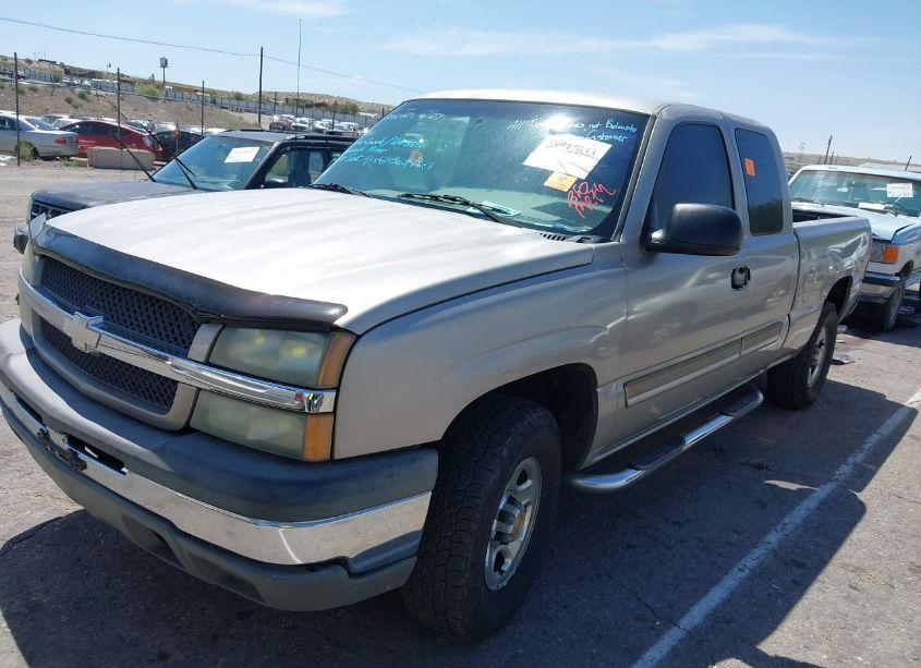 Photo 2 of 2003 Chevrolet Silverado 1500 LS (VIN 2GCEK19T931178856)