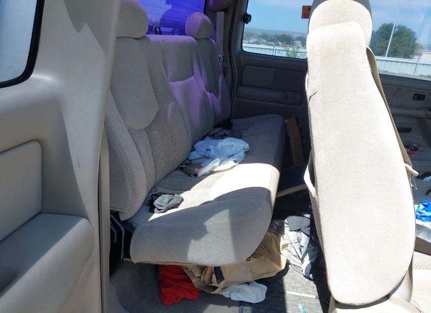 Photo 8 of 2003 Chevrolet Silverado 1500 LS (VIN 2GCEK19T931178856)