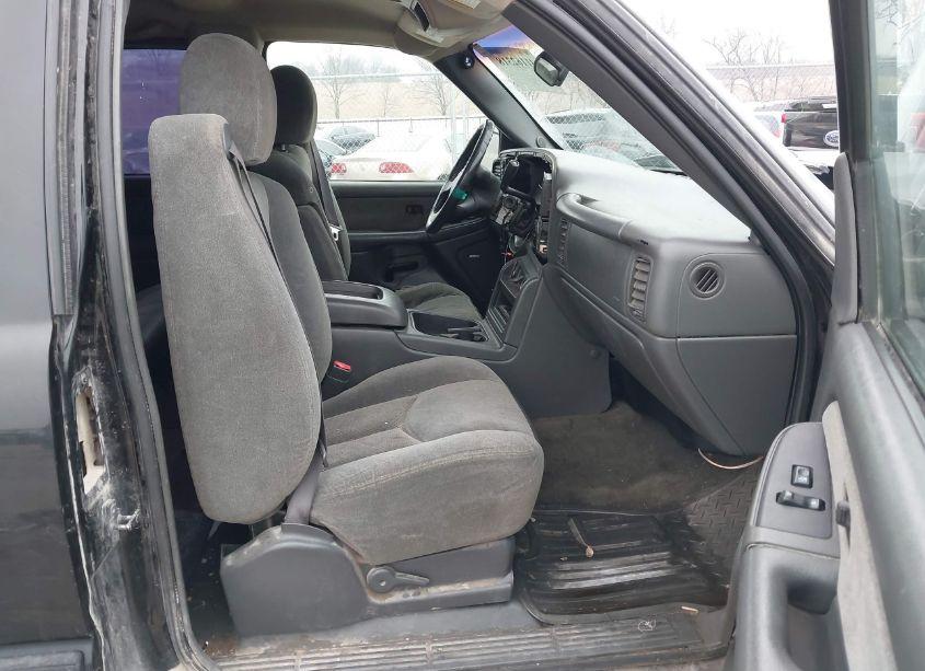 Photo 5 of 2003 Chevrolet Silverado 1500 LS (VIN 2GCEK19T931210124)