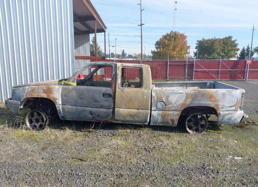 Photo 6 of 2004 Chevrolet Silverado 1500 LS (VIN 2GCEK19T941164506)