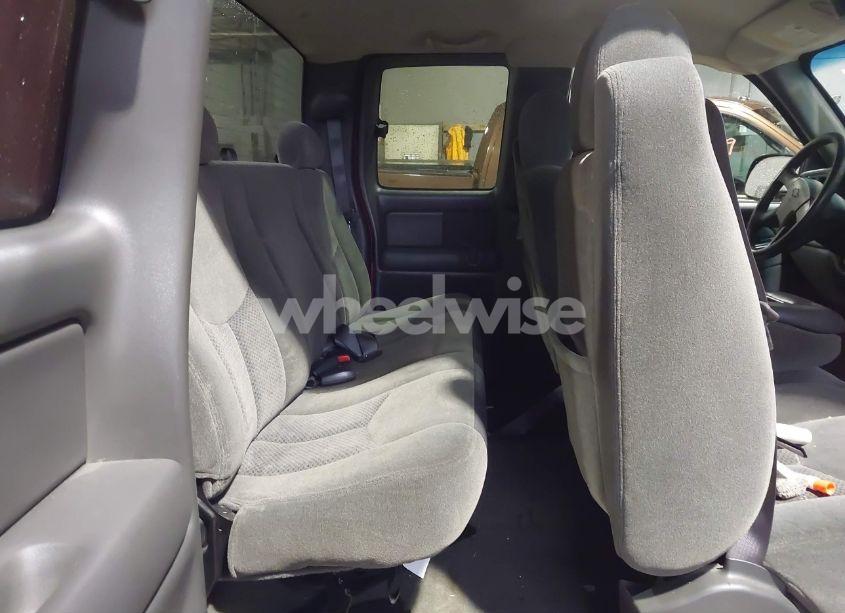 Photo 8 of 2004 Chevrolet Silverado 1500 LS (VIN 2GCEK19T941166952)