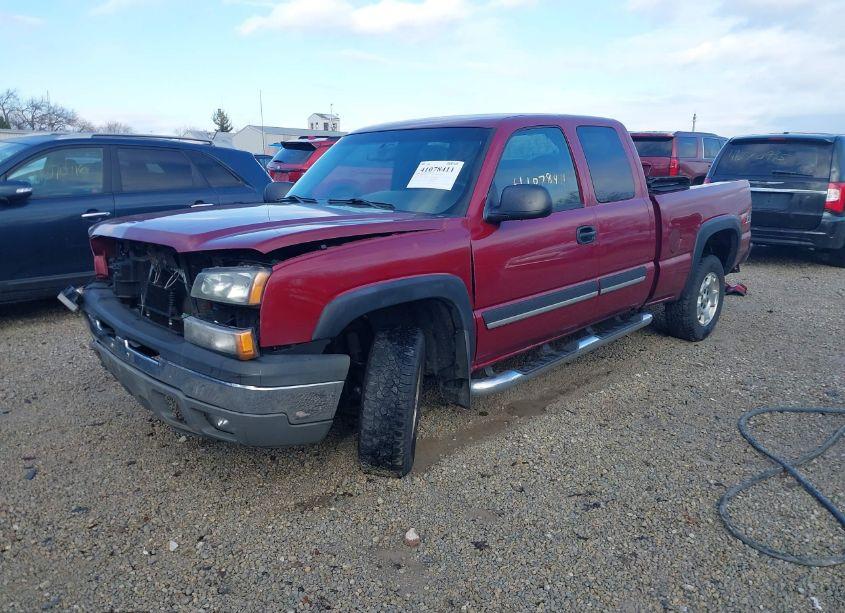 Photo 2 of 2004 Chevrolet Silverado 1500 Z71 (VIN 2GCEK19T941206964)
