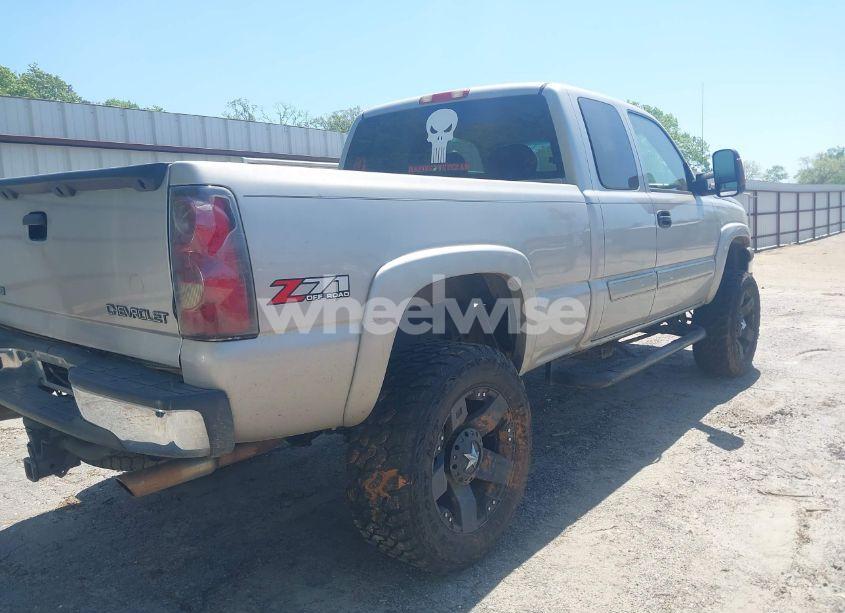 Photo 4 of 2004 Chevrolet Silverado 1500 Z71 (VIN 2GCEK19T941226969)