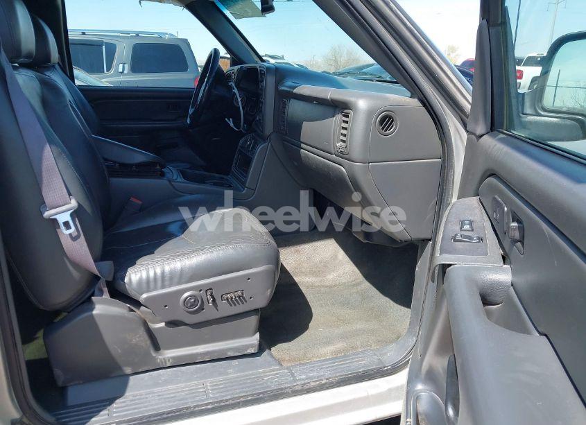 Photo 5 of 2004 Chevrolet Silverado 1500 LT (VIN 2GCEK19T941370151)