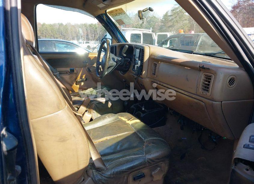 Photo 5 of 1999 Chevrolet Silverado 1500 LS (VIN 2GCEK19T9X1169077)