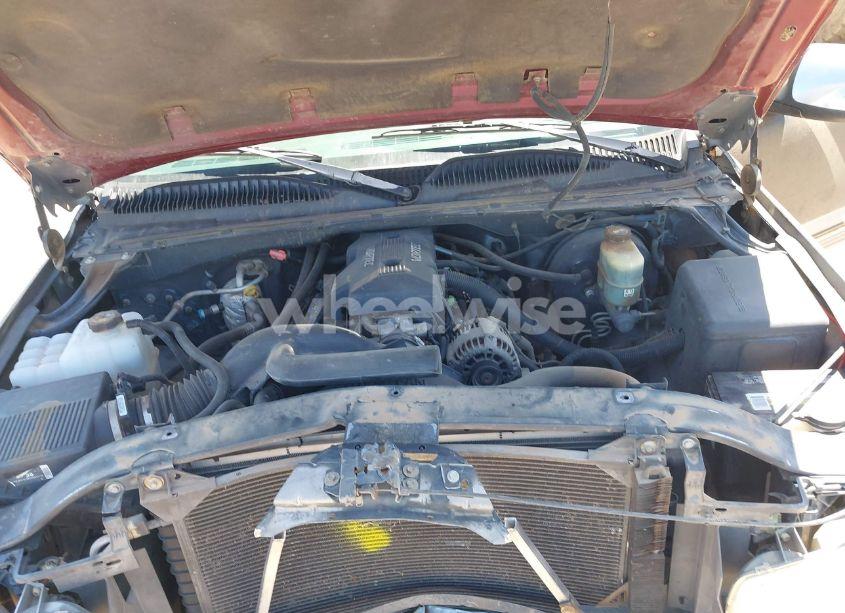 Photo 10 of 1999 Chevrolet Silverado 1500 LS (VIN 2GCEK19T9X1204524)