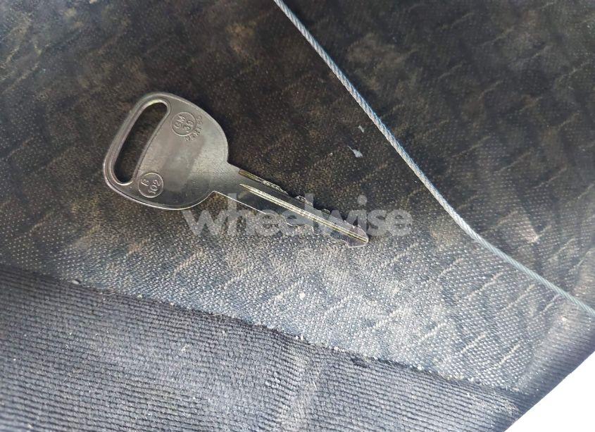 Photo 11 of 2000 Chevrolet Silverado 1500 LT (VIN 2GCEK19T9Y1110368)