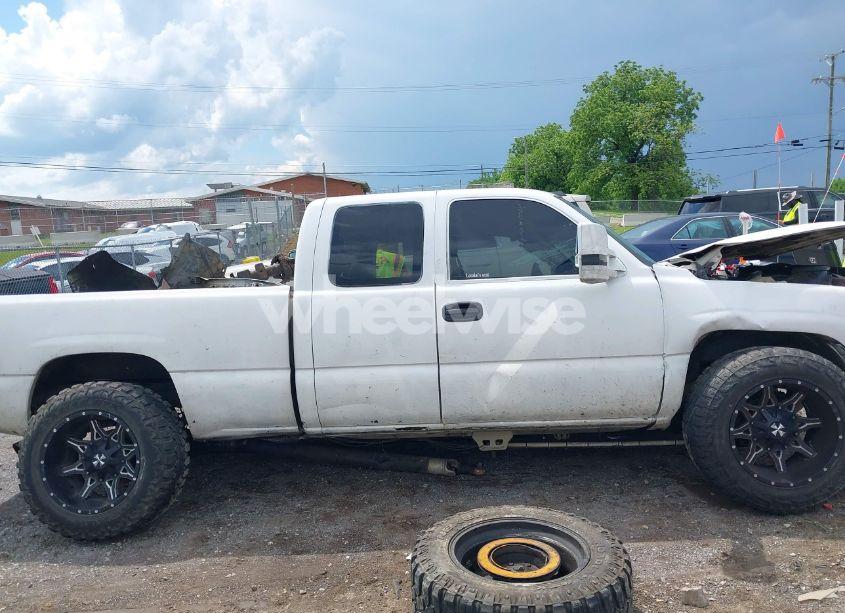 Photo 14 of 2000 Chevrolet Silverado 1500 LT (VIN 2GCEK19T9Y1110368)