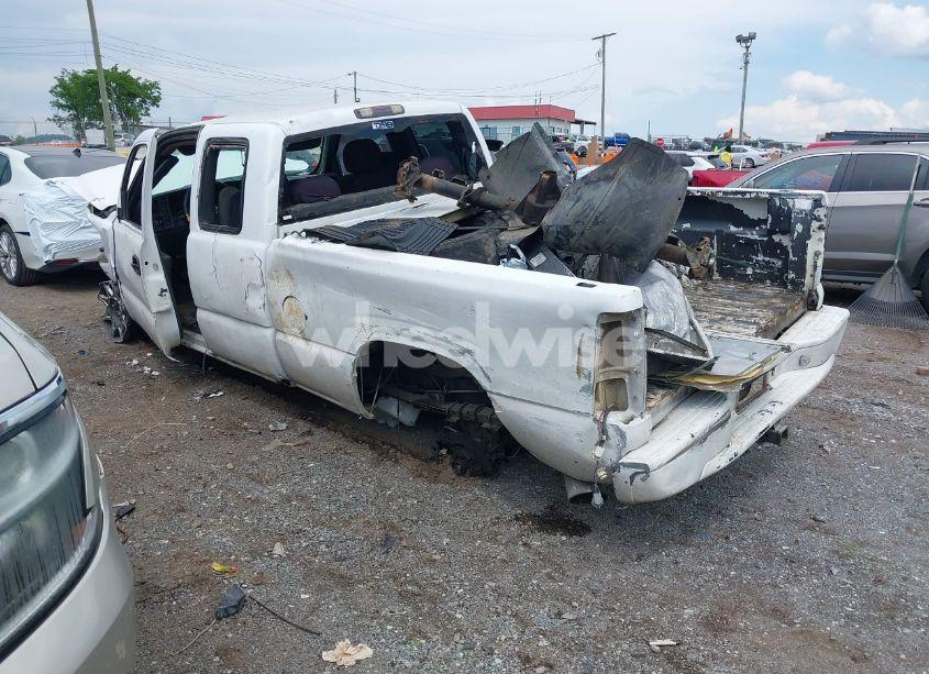 Photo 3 of 2000 Chevrolet Silverado 1500 LT (VIN 2GCEK19T9Y1110368)