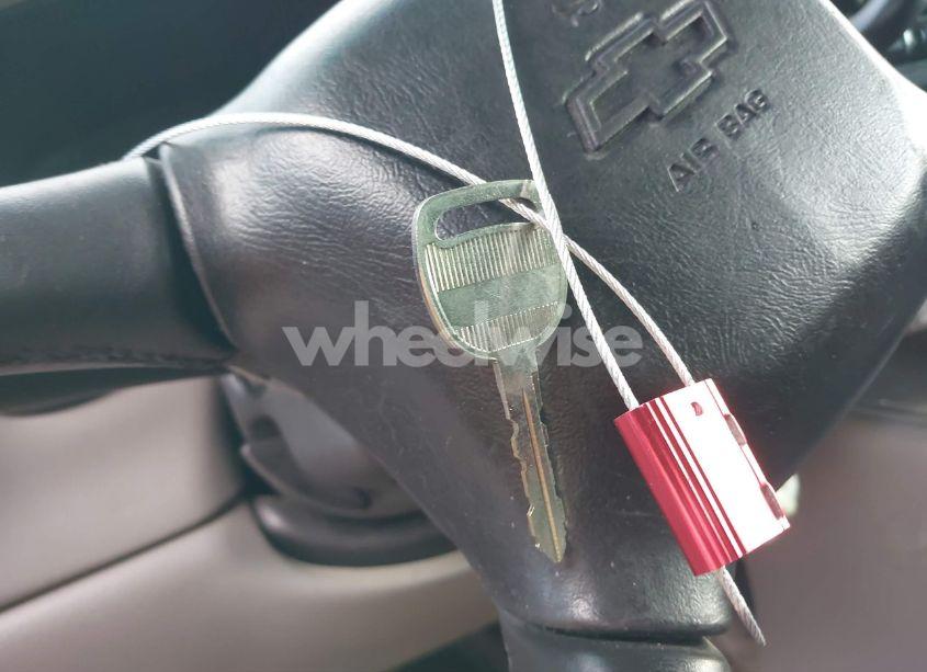 Photo 11 of 2001 Chevrolet Silverado 1500 LT (VIN 2GCEK19TX11351359)