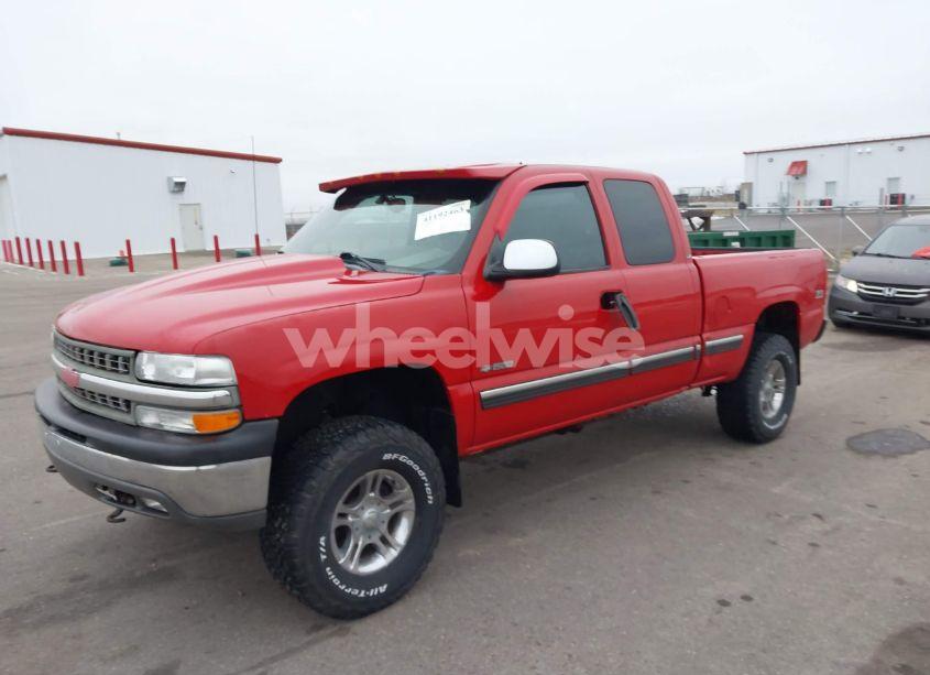 Photo 2 of 2002 Chevrolet Silverado 1500 LS (VIN 2GCEK19TX21210289)