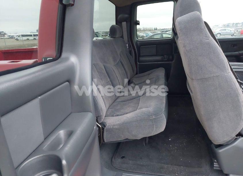 Photo 8 of 2002 Chevrolet Silverado 1500 LS (VIN 2GCEK19TX21210289)