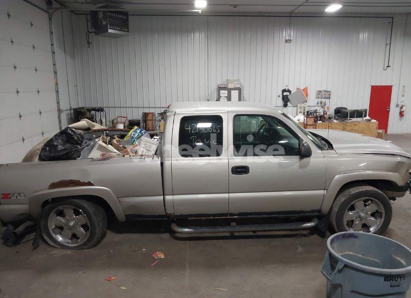 Photo 13 of 2004 Chevrolet Silverado 1500 Z71 (VIN 2GCEK19TX41185431)