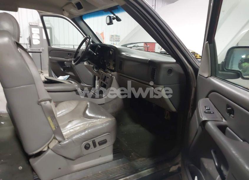 Photo 5 of 2004 Chevrolet Silverado 1500 Z71 (VIN 2GCEK19TX41185431)