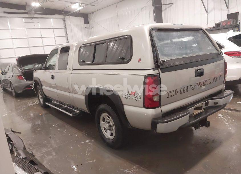 Photo 3 of 2004 Chevrolet Silverado 1500 WORK TRUCK (VIN 2GCEK19TX41271743)