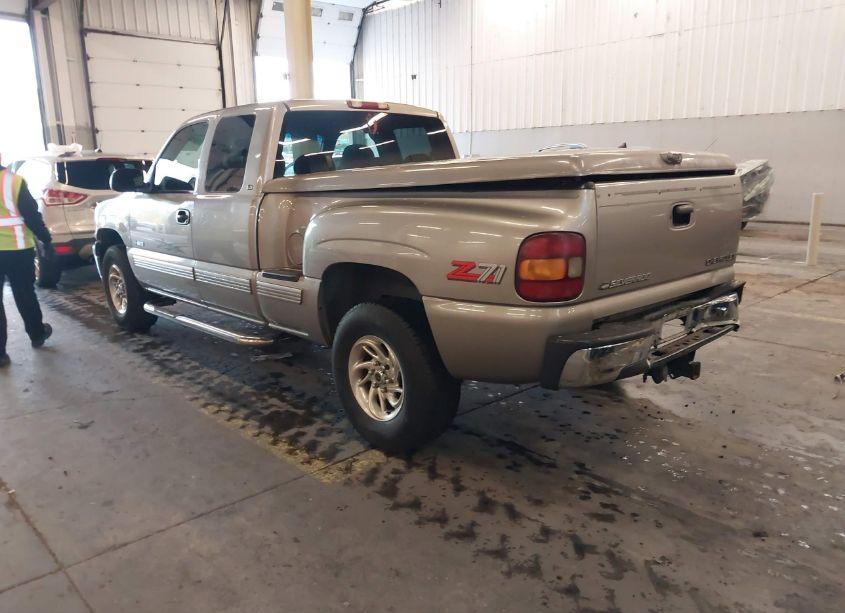 Photo 3 of 1999 Chevrolet Silverado 1500 LS (VIN 2GCEK19TXX1283086)