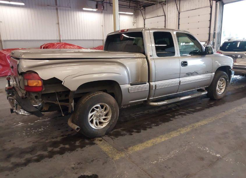 Photo 4 of 1999 Chevrolet Silverado 1500 LS (VIN 2GCEK19TXX1283086)