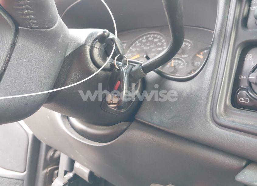 Photo 11 of 2000 Chevrolet Silverado 1500 LS (VIN 2GCEK19TXY1156503)