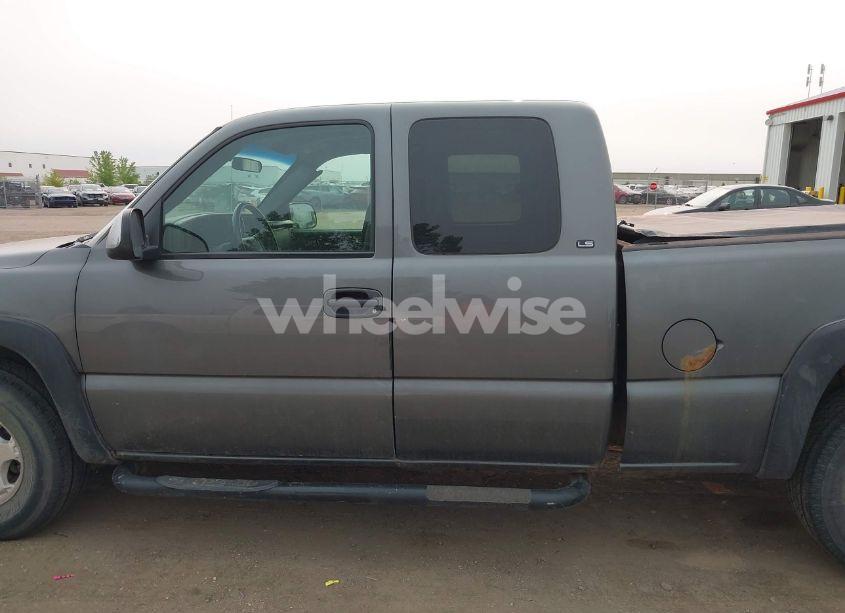 Photo 14 of 2000 Chevrolet Silverado 1500 LS (VIN 2GCEK19TXY1156503)