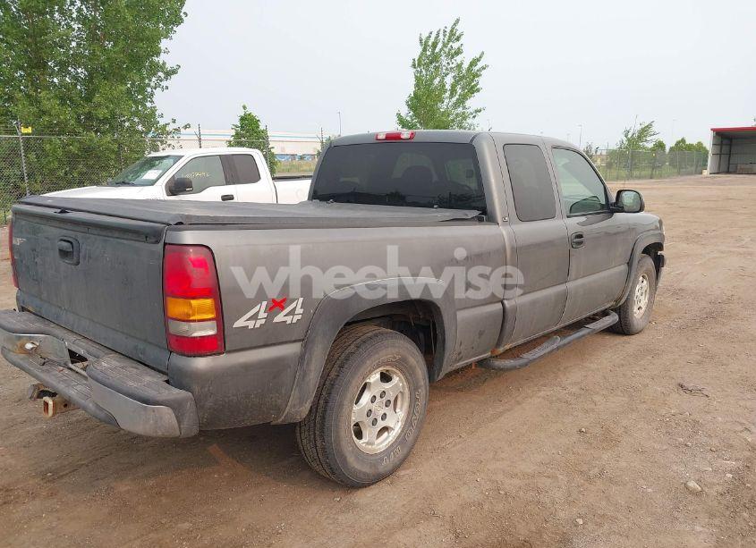 Photo 4 of 2000 Chevrolet Silverado 1500 LS (VIN 2GCEK19TXY1156503)