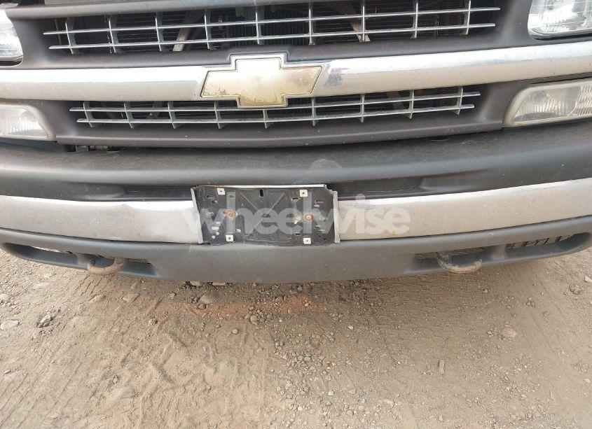 Photo 6 of 2000 Chevrolet Silverado 1500 LS (VIN 2GCEK19TXY1156503)