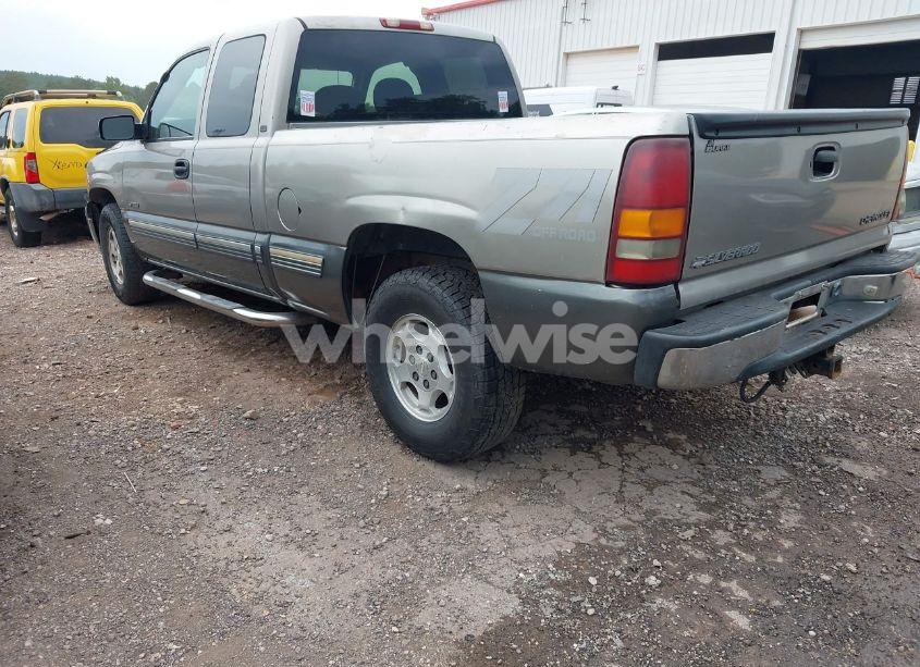 Photo 3 of 2000 Chevrolet Silverado 1500 LS (VIN 2GCEK19TXY1287219)