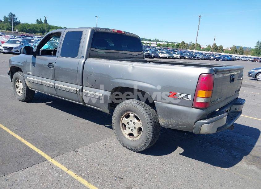 Photo 3 of 2000 Chevrolet Silverado 1500 LS (VIN 2GCEK19TXY1327895)