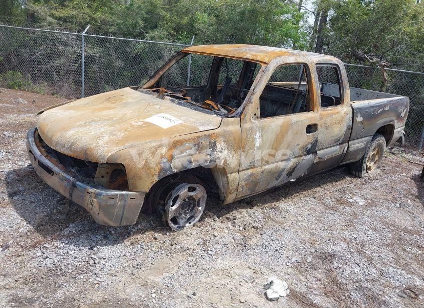 Photo 2 of 2001 Chevrolet Silverado 1500 LS (VIN 2GCEK19V011375106)
