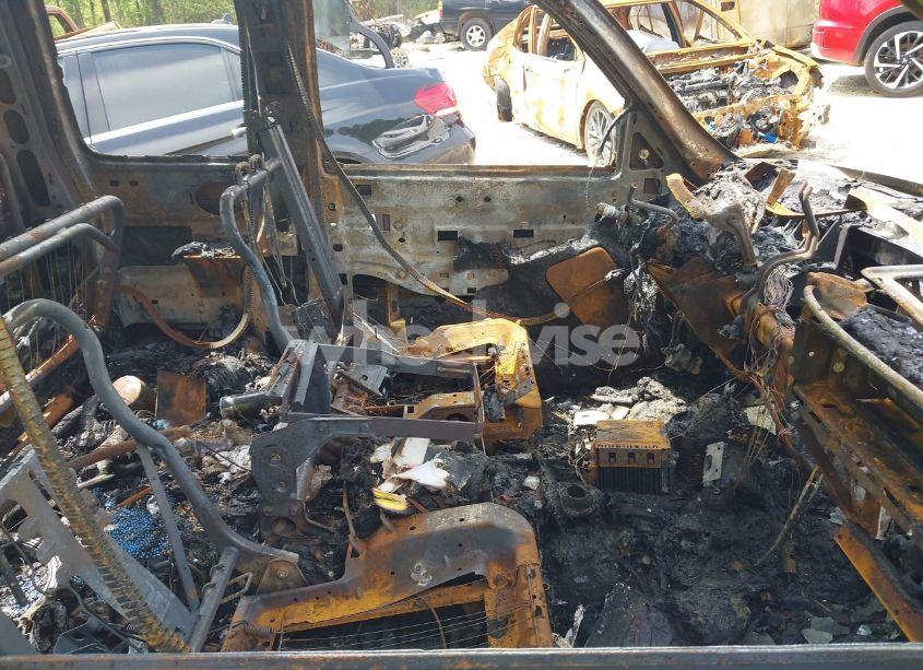 Photo 5 of 2001 Chevrolet Silverado 1500 LS (VIN 2GCEK19V011375106)