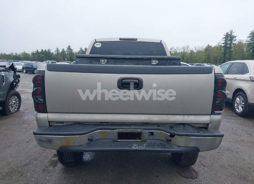 Photo 13 of 2003 Chevrolet Silverado 1500 (VIN 2GCEK19V031130549)