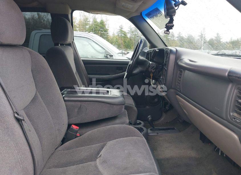 Photo 5 of 2003 Chevrolet Silverado 1500 (VIN 2GCEK19V031130549)