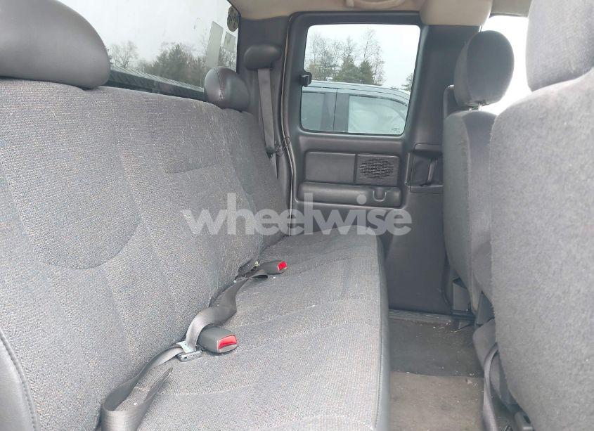 Photo 8 of 2003 Chevrolet Silverado 1500 (VIN 2GCEK19V031130549)