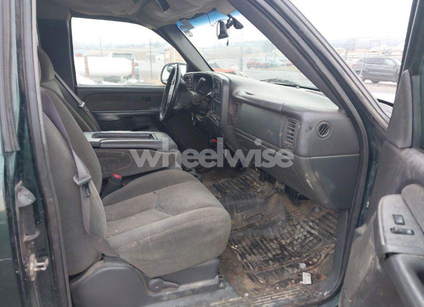 Photo 5 of 2003 Chevrolet Silverado 1500 LS (VIN 2GCEK19V031356560)