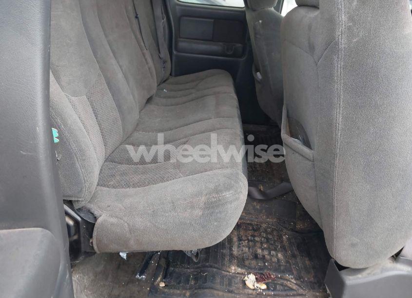 Photo 8 of 2003 Chevrolet Silverado 1500 LS (VIN 2GCEK19V031356560)