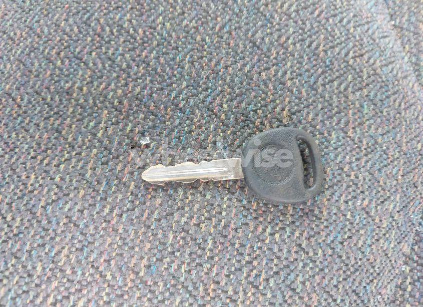 Photo 11 of 2005 Chevrolet Silverado 1500 (VIN 2GCEK19V051112720)