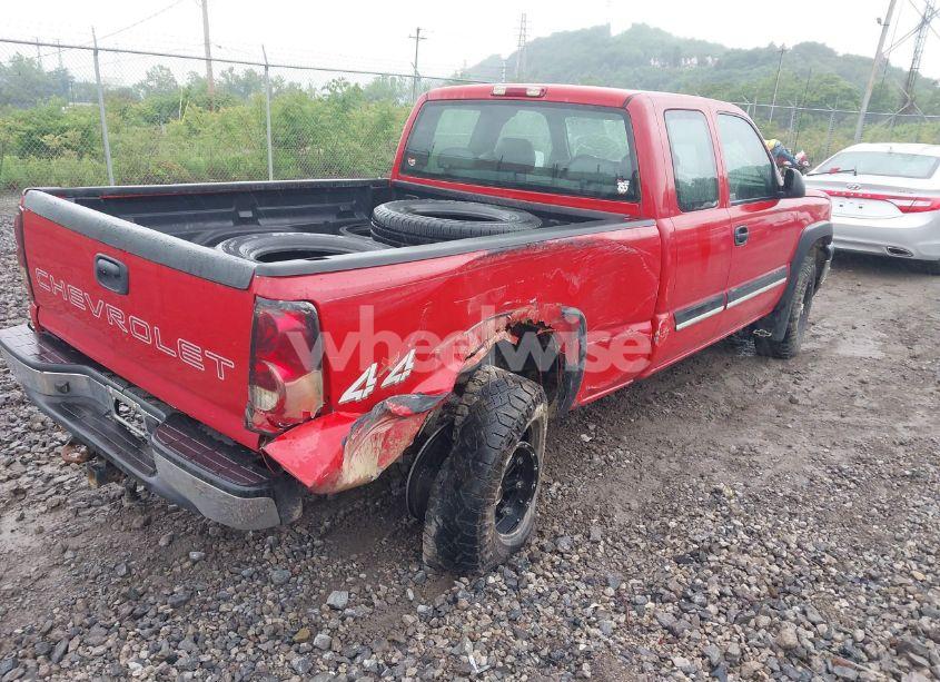Photo 4 of 2005 Chevrolet Silverado 1500 (VIN 2GCEK19V051112720)
