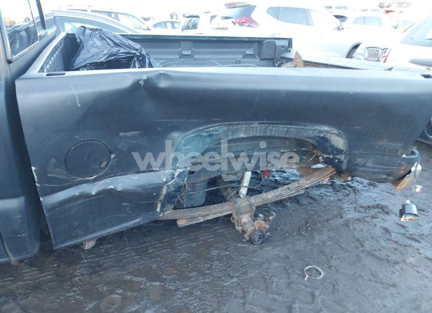 Photo 6 of 2003 Chevrolet Silverado 1500 (VIN 2GCEK19V131188315)