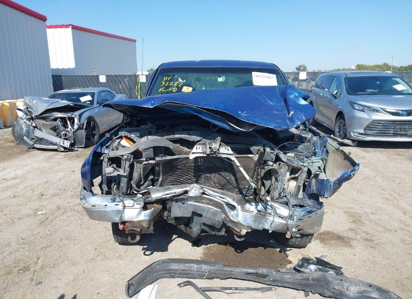 Photo 12 of 2003 Chevrolet Silverado 1500 LS (VIN 2GCEK19V131236444)