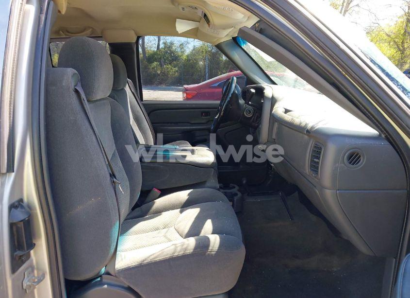 Photo 5 of 2005 Chevrolet Silverado 1500 LS (VIN 2GCEK19V151332190)