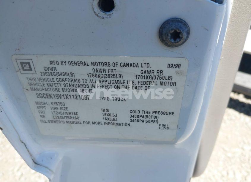 Photo 9 of 1999 Chevrolet Silverado 1500 (VIN 2GCEK19V1X1121087)