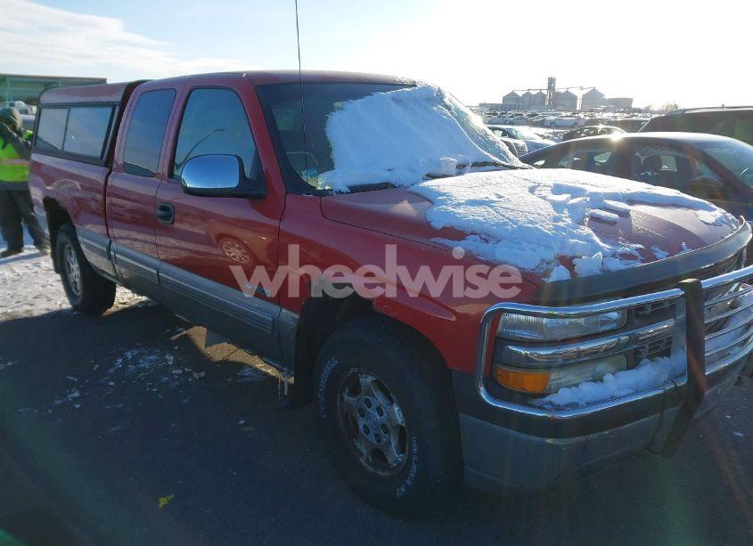 2000 Chevrolet Silverado 1500 LS (VIN 2GCEK19V1Y1233079) main photo