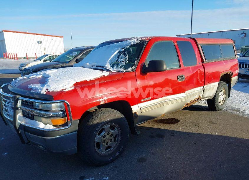 Photo 2 of 2000 Chevrolet Silverado 1500 LS (VIN 2GCEK19V1Y1233079)
