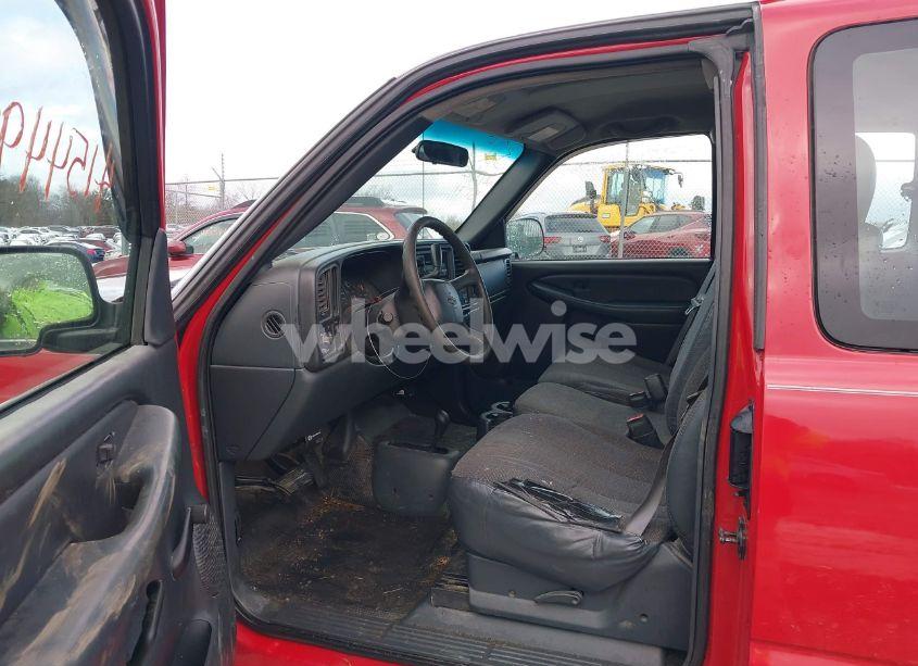 Photo 5 of 2001 Chevrolet Silverado 1500 (VIN 2GCEK19V211385829)