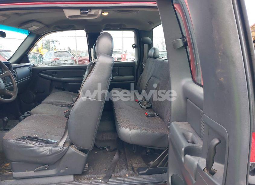 Photo 8 of 2001 Chevrolet Silverado 1500 (VIN 2GCEK19V211385829)