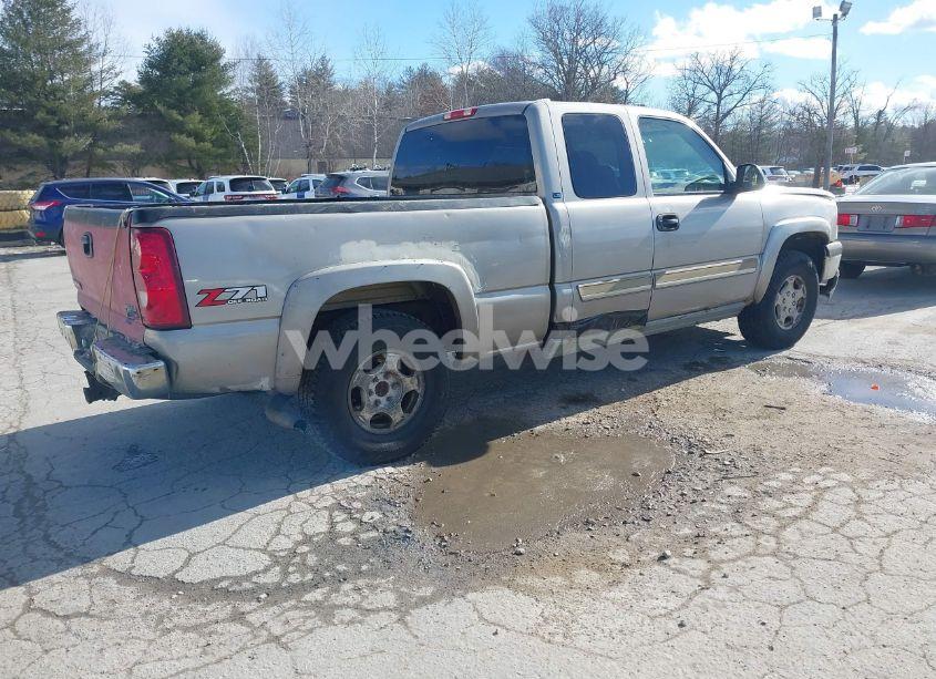 Photo 4 of 2003 Chevrolet Silverado 1500 LS (VIN 2GCEK19V231240843)
