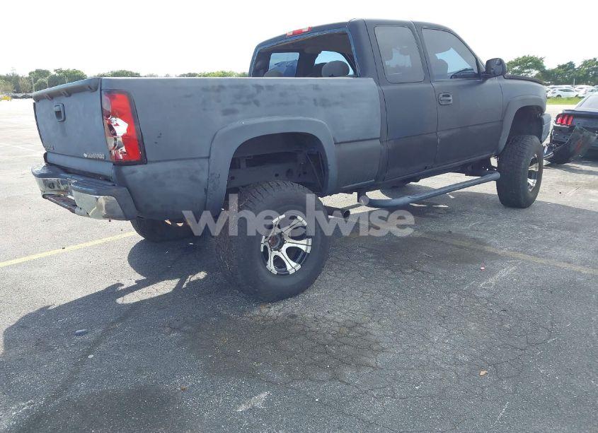 Photo 4 of 2004 Chevrolet Silverado 1500 LS (VIN 2GCEK19V241158774)
