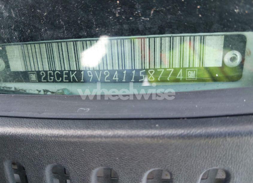 Photo 9 of 2004 Chevrolet Silverado 1500 LS (VIN 2GCEK19V241158774)